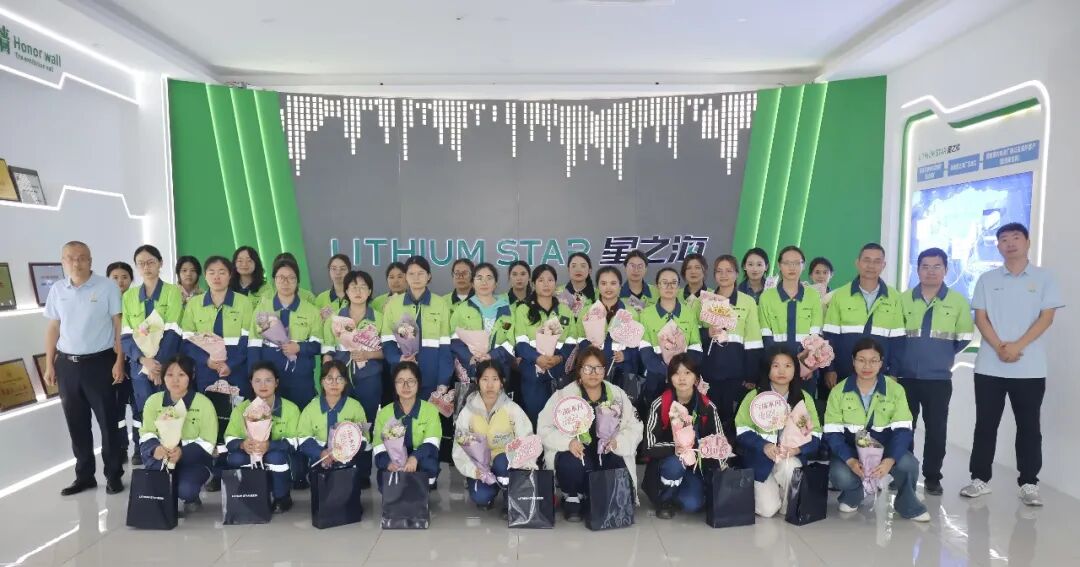 尊龙凯时女员工:巾帼展风范 共筑新未来 尊龙凯时开展三八妇女节系列活动